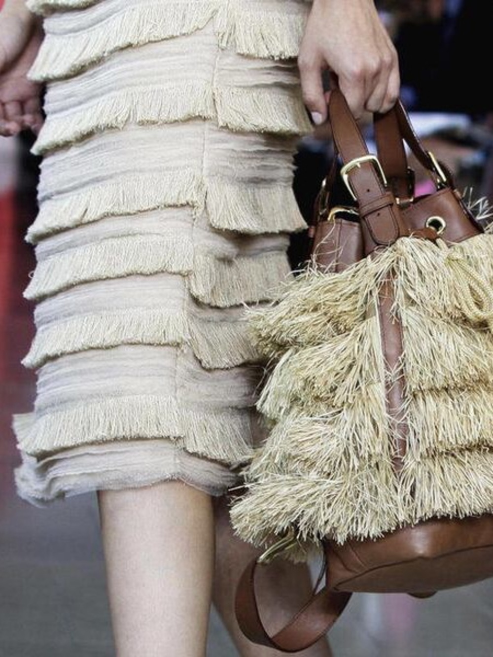 RARE Tory Burch Spring 2012 Runway Fringed Straw Convertible Backpack/Tote - Picture 9 of 10